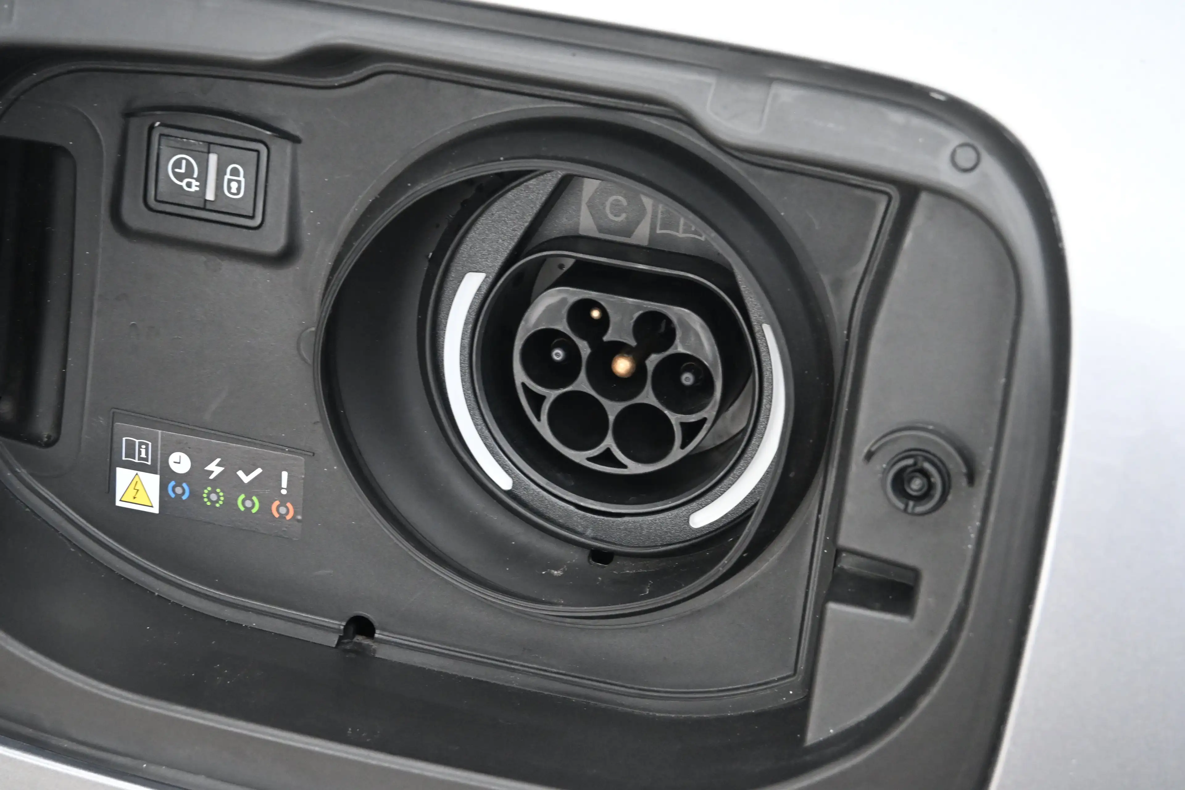 Citroen C5 X 1.6 Plug-in Hybrid 180 Plus | Navigatie | Vol-Lede — photo 36