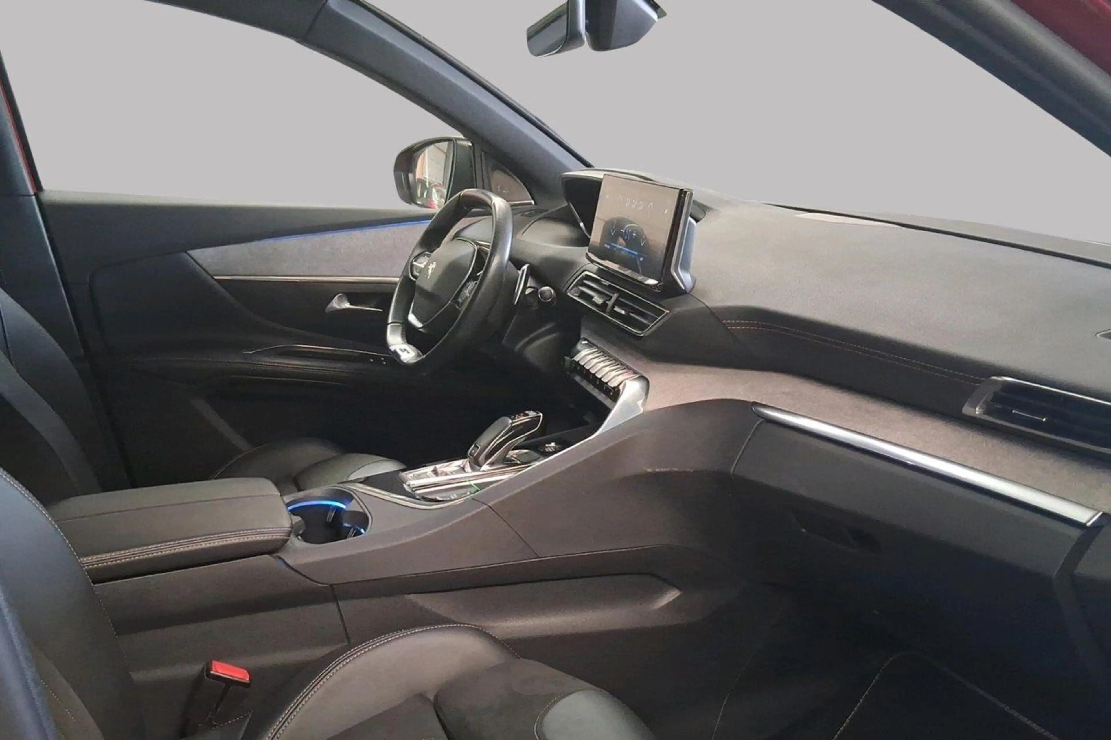 Peugeot 5008 II GT — photo 2