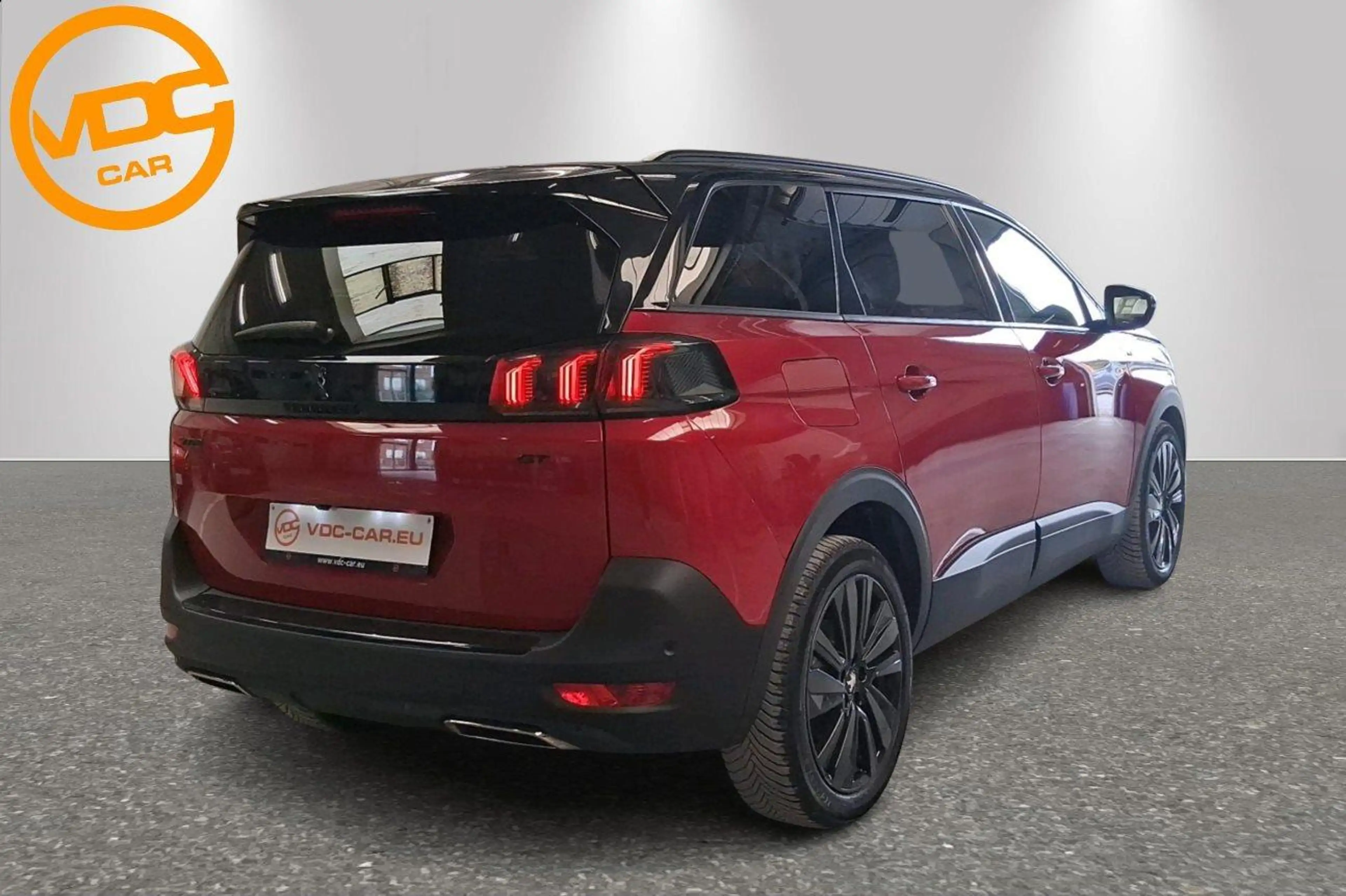 Peugeot 5008 II GT — photo 3
