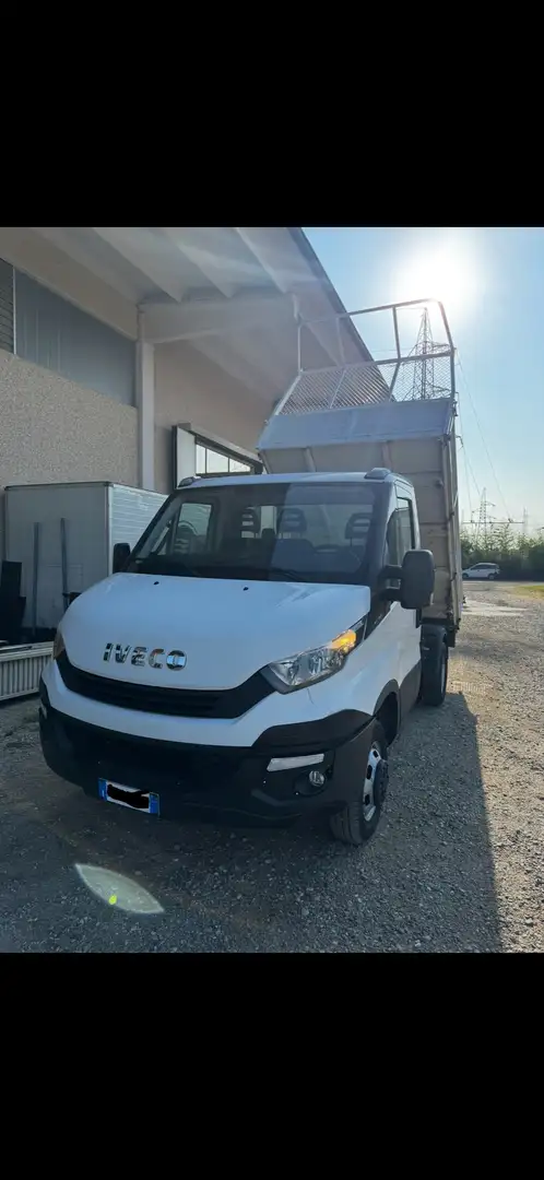 Iveco Daily 35-120 Blanc - 1