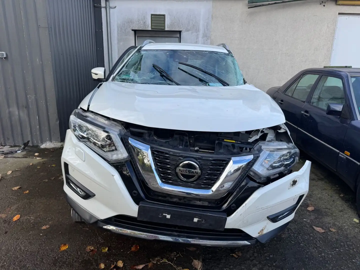 Nissan X-Trail 1.3 N-Connecta Weiß - 2