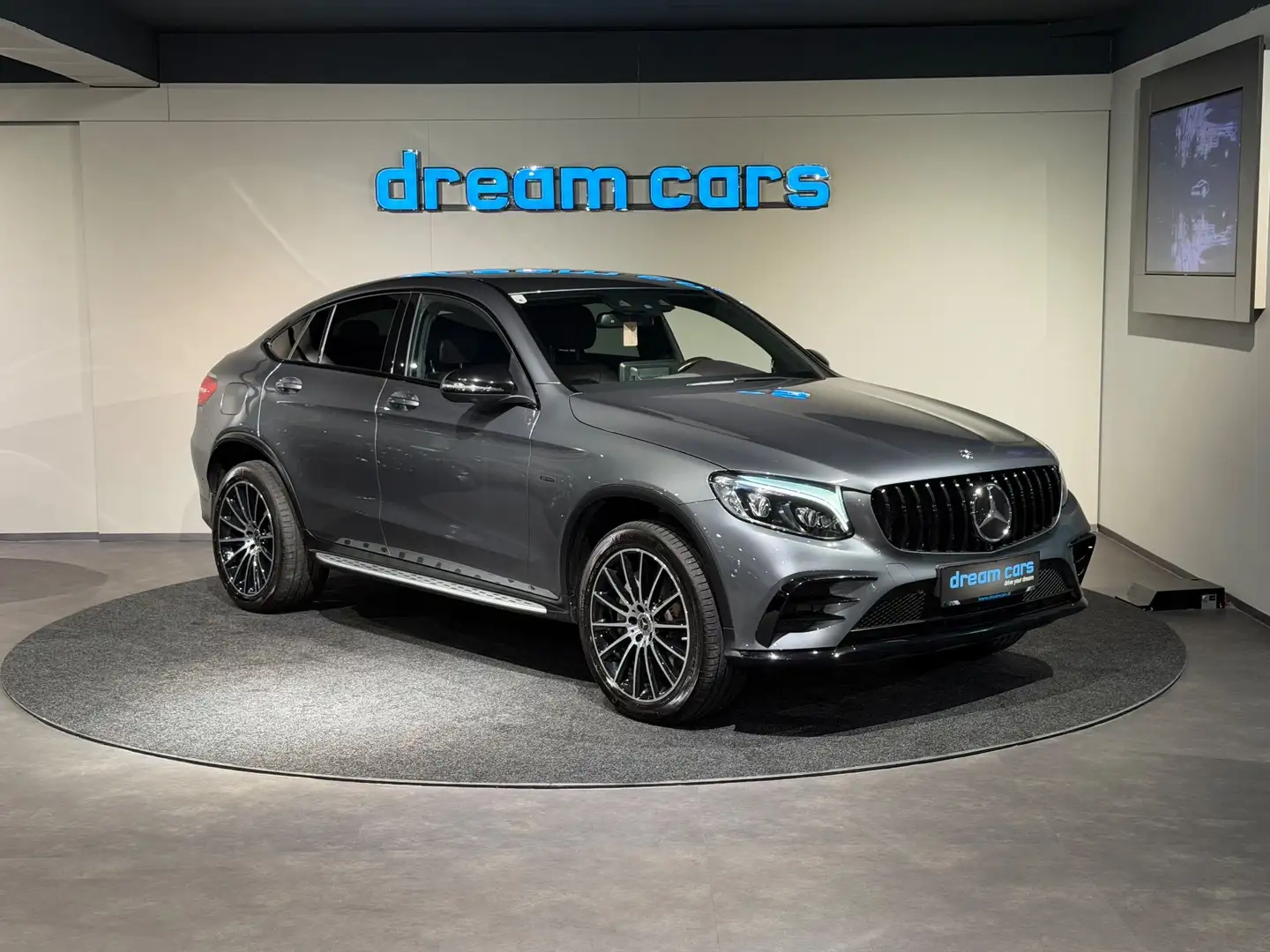Mercedes-Benz GLC 350 e Coupe 4Matic AMG Line /Ambiente /360 Grad / Bur Silber - 2