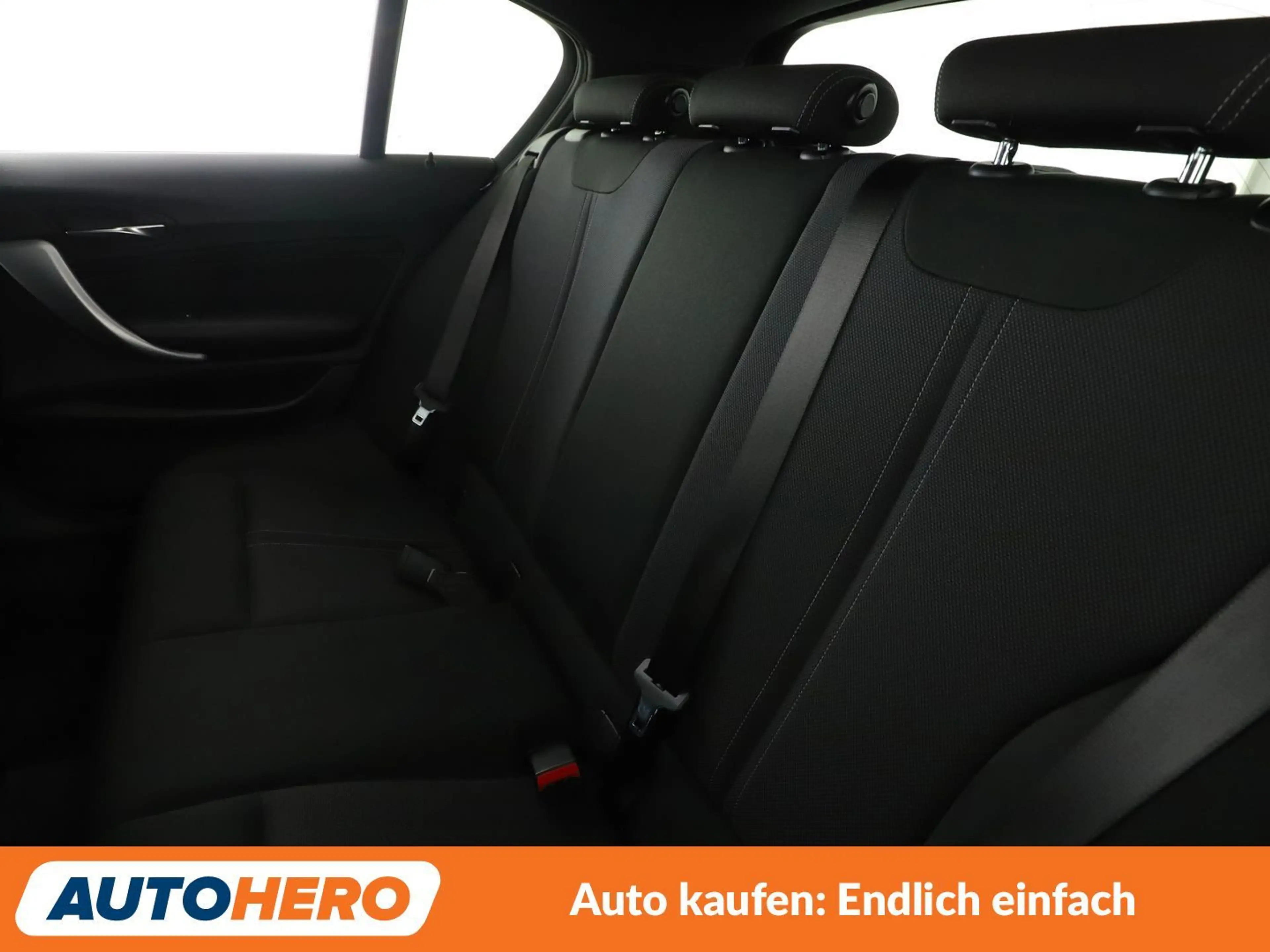BMW 125 125i Edition Sport Line Shadow Aut.*NAVI*LED*TEMPO — photo 14