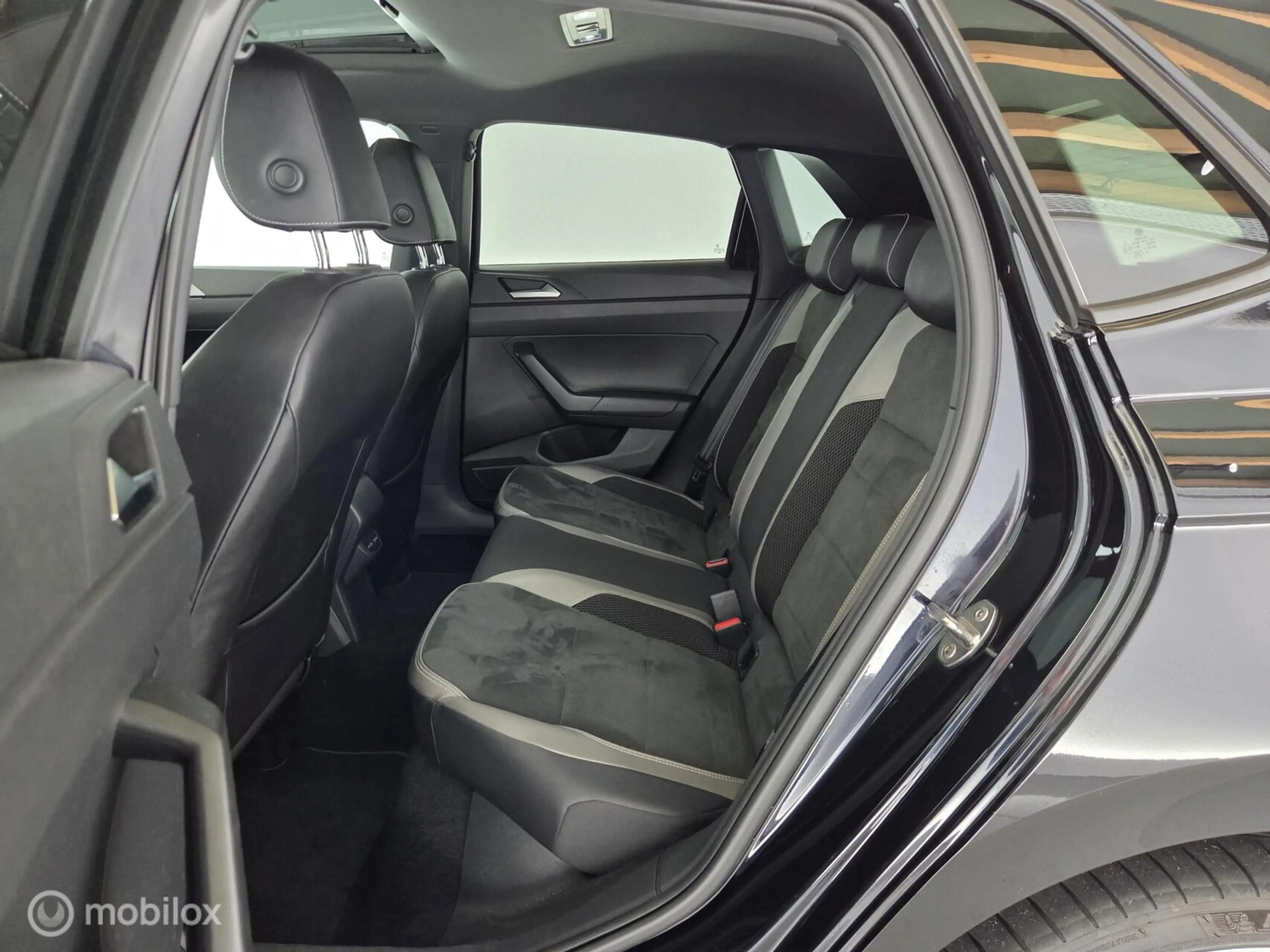 Volkswagen Polo GTI 2.0 TSI — photo 14