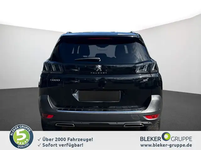 Peugeot 5008 view 4