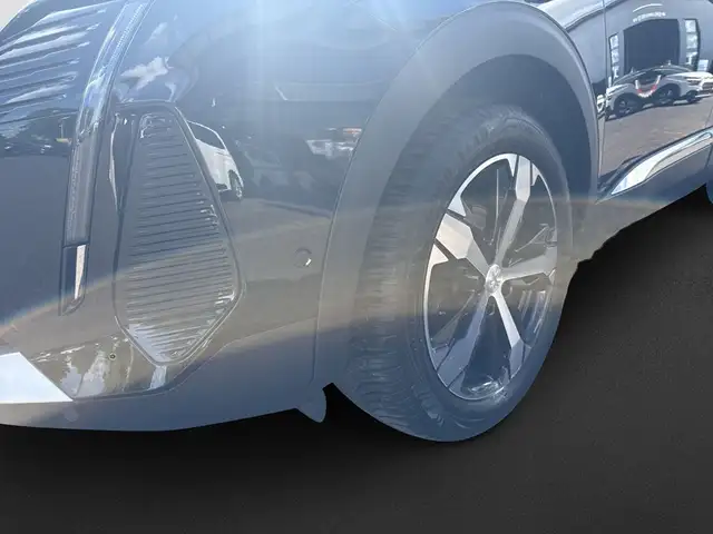 Peugeot 5008 view 11