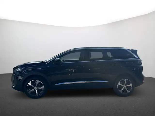 Peugeot 5008 view 5