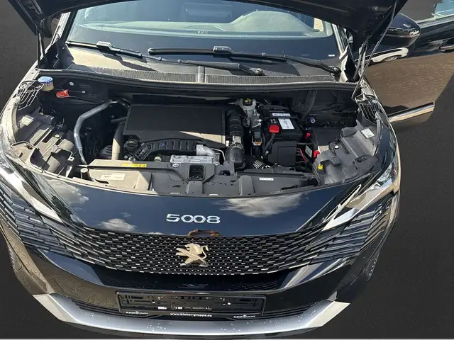 Peugeot 5008 view 8