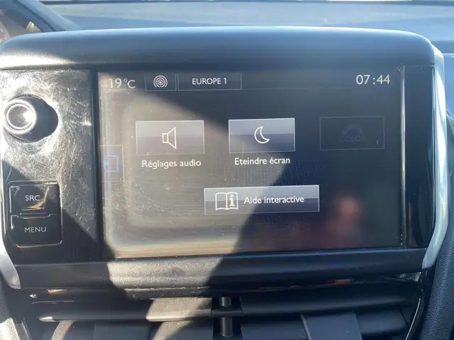 Peugeot 208 view 20
