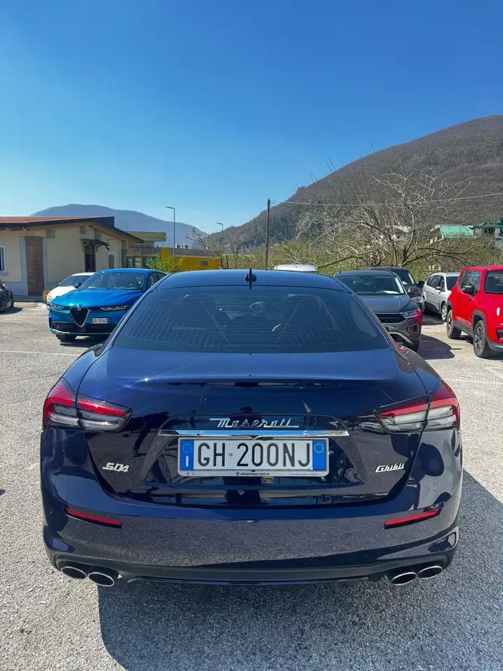 Maserati Ghibli 2022 — фото 14