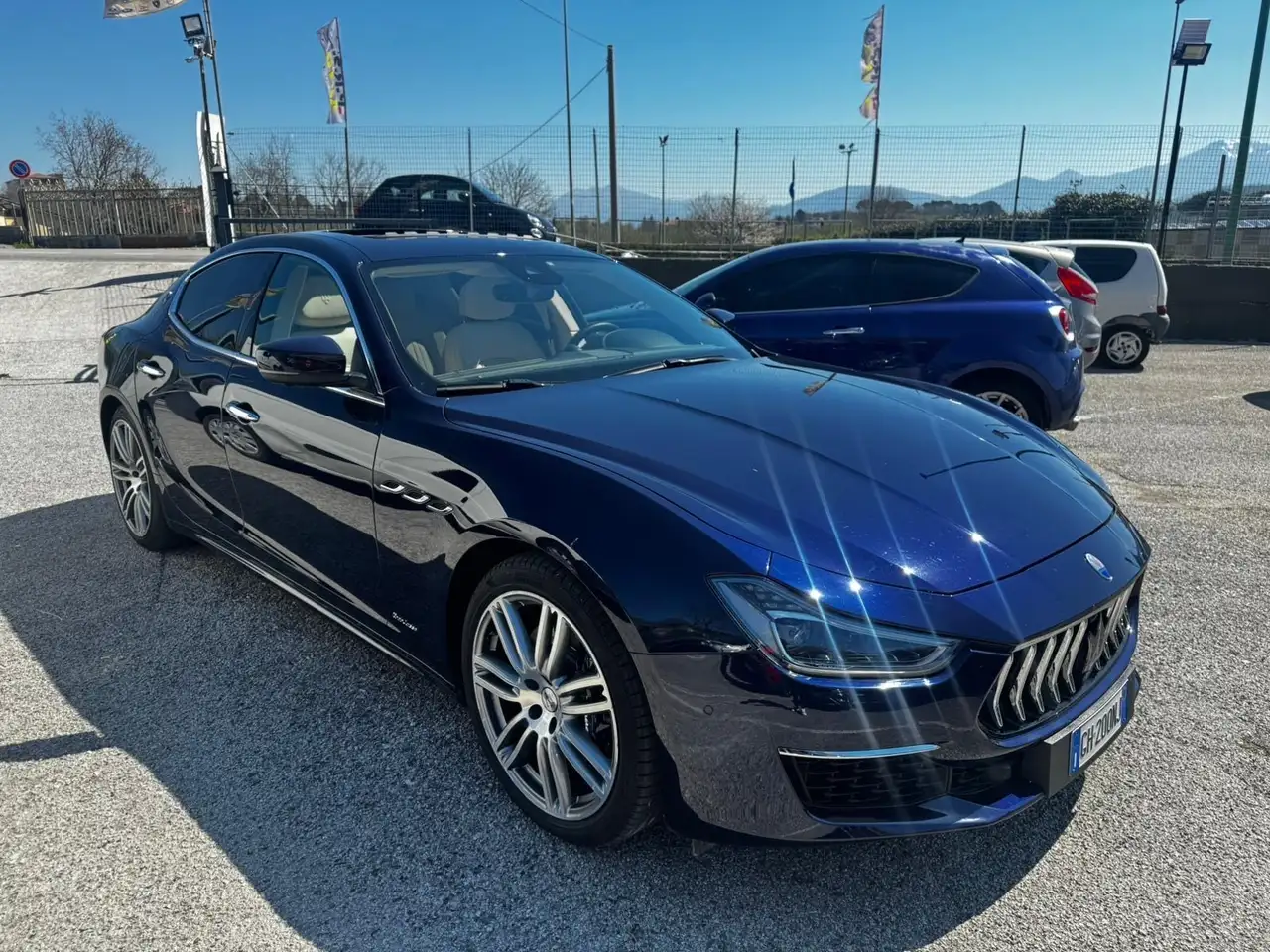 Maserati Ghibli 2022 — фото 15