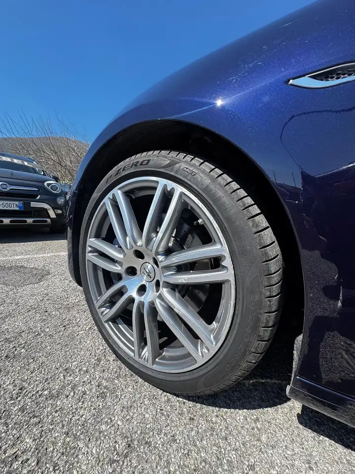 Maserati Ghibli 2022