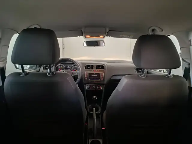 Volkswagen Polo view 14