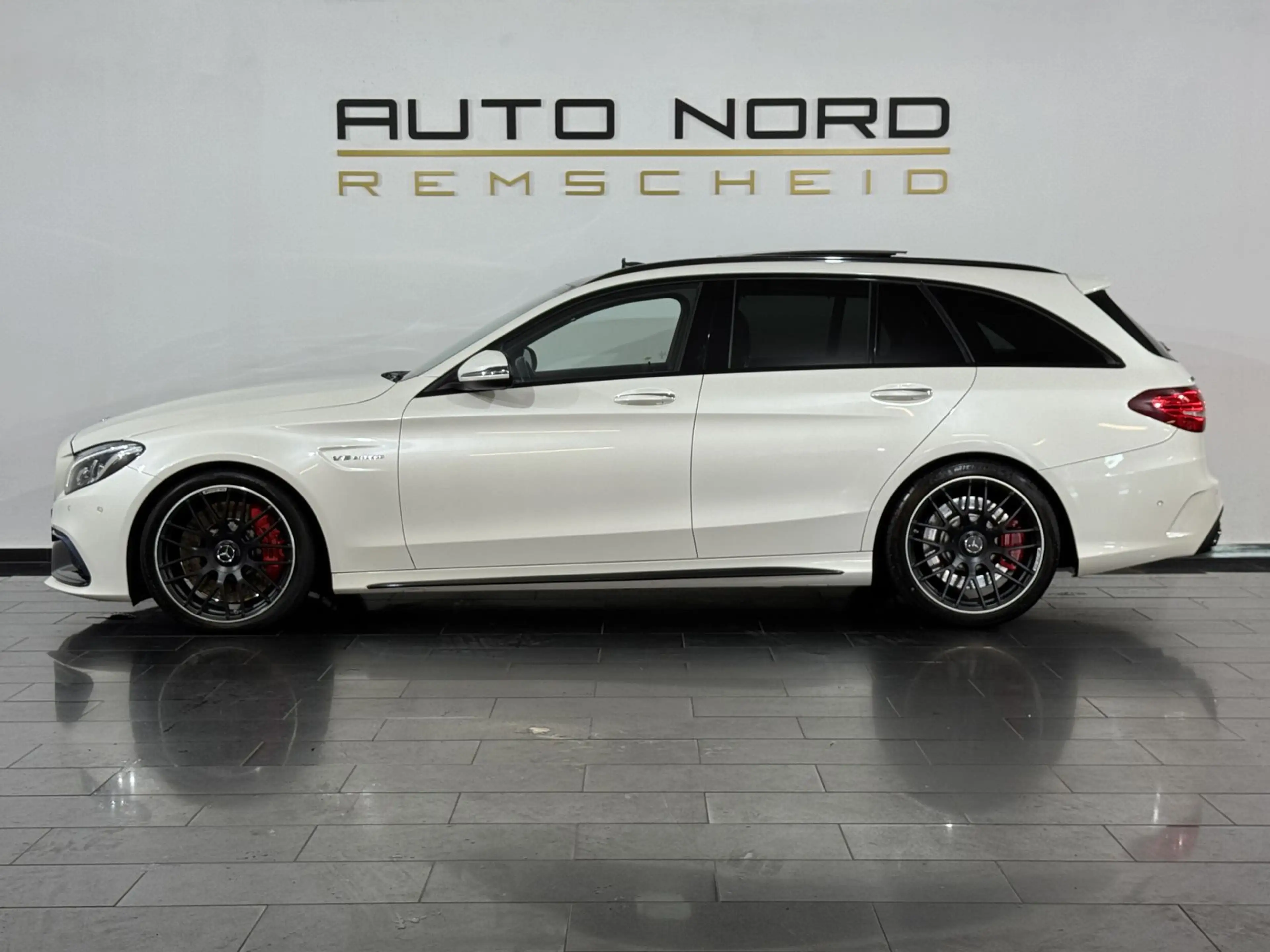 Mercedes-Benz C 63 AMG s T *Pano*Designo*S-AGA*H-UP*Memory*Cam — photo 13