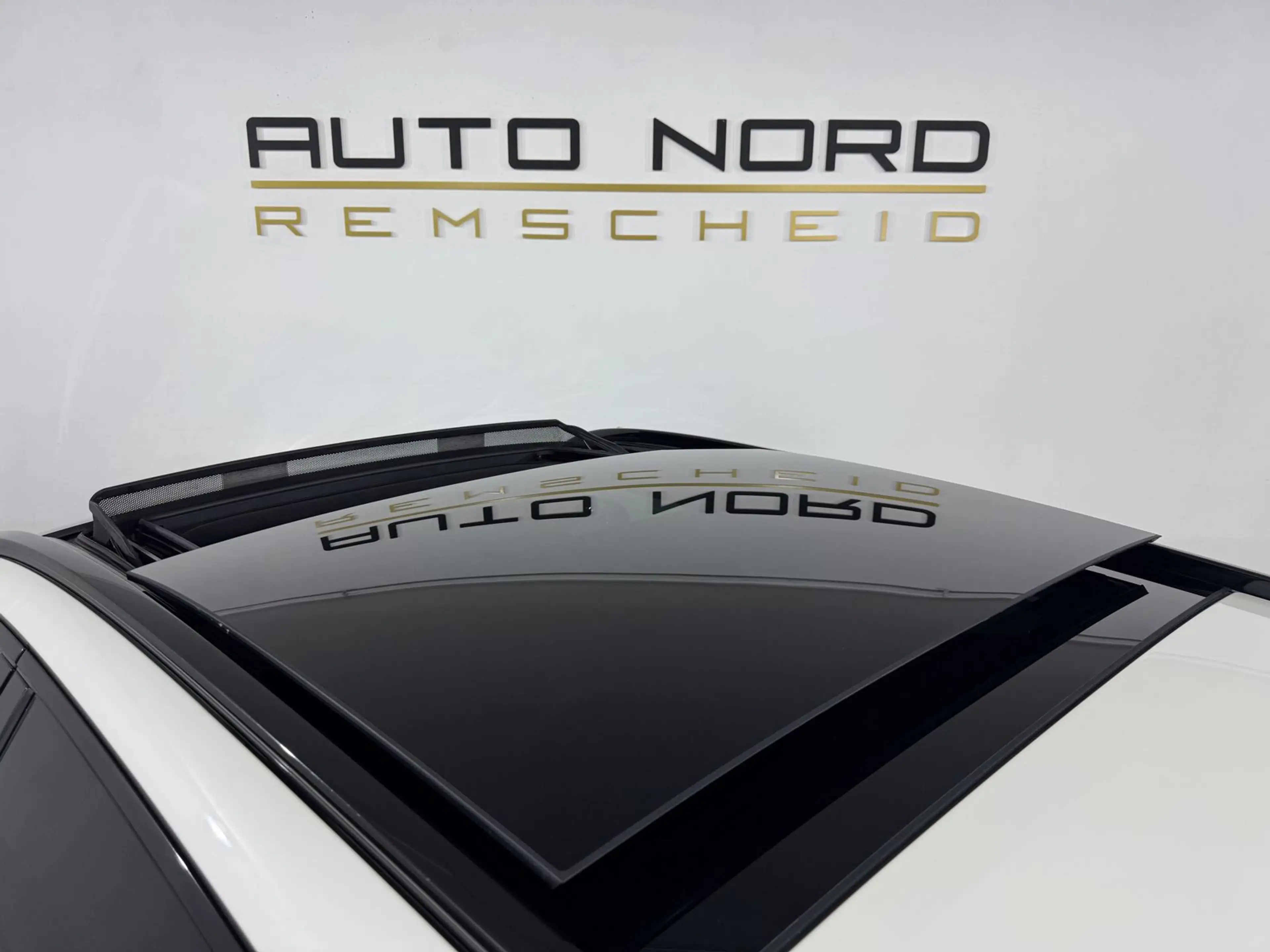Mercedes-Benz C 63 AMG s T *Pano*Designo*S-AGA*H-UP*Memory*Cam — photo 12