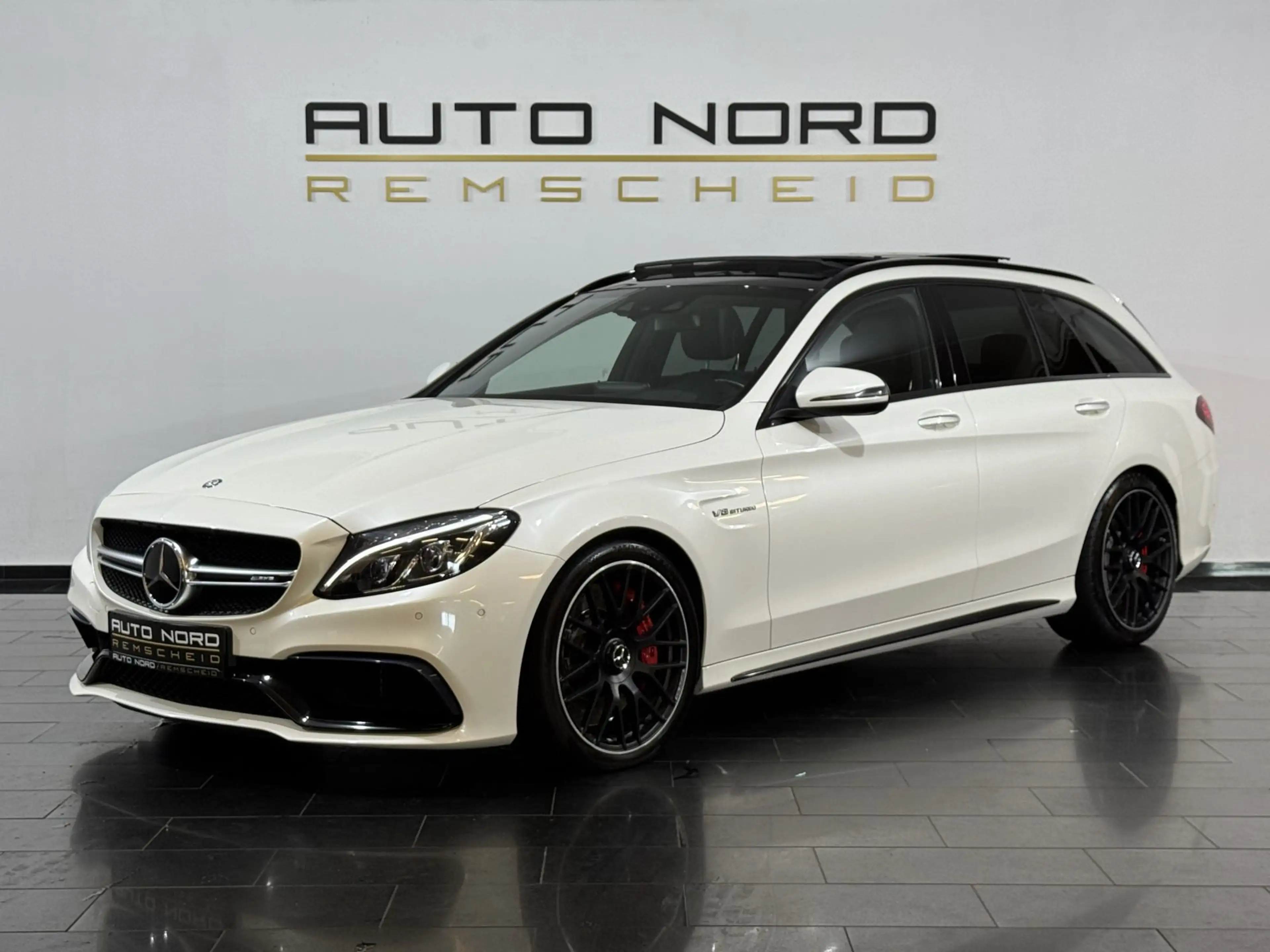 Mercedes-Benz C 63 AMG s T *Pano*Designo*S-AGA*H-UP*Memory*Cam — photo 14