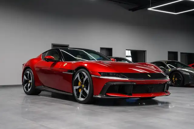 Ferrari 12Cilindri Coupe RACING-PANO-LIFT-CARBON*Crema*