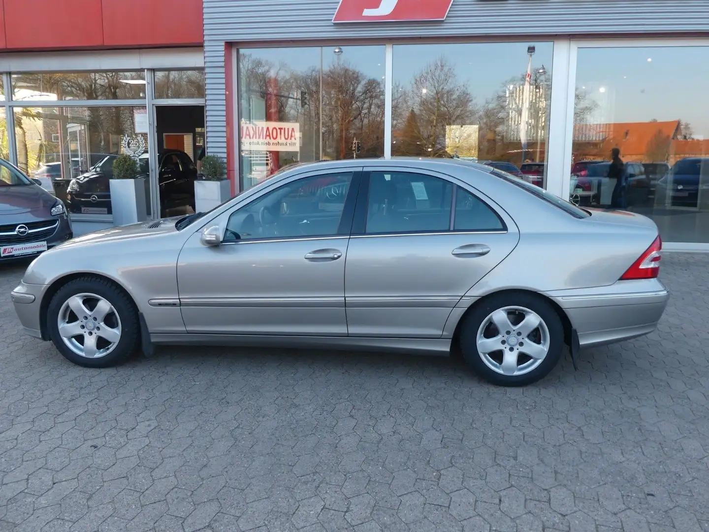 Mercedes-Benz C 200 Lim. Kompressor Schiebedach*Xenon*SHZ Silber - 2