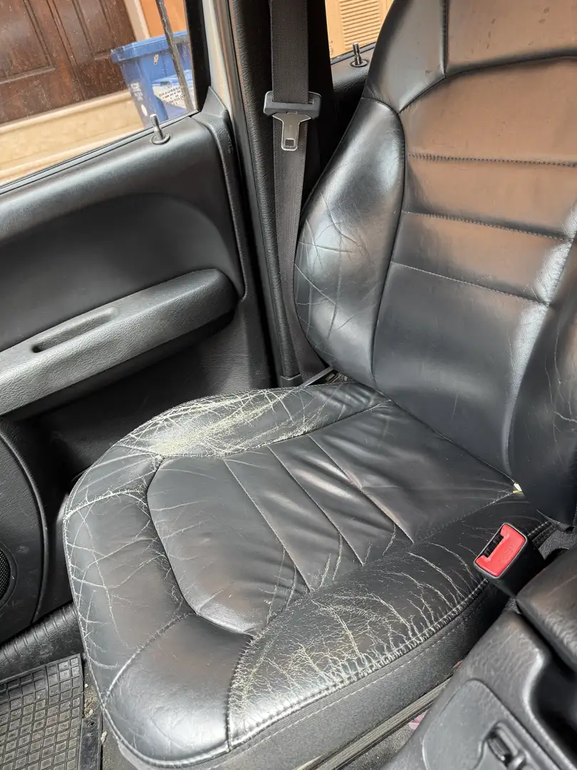 Jeep Liberty Limited - 1