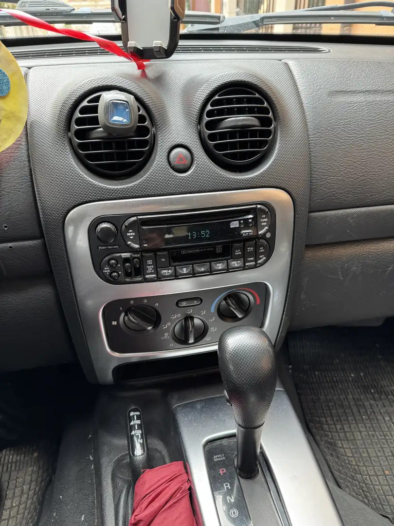 Jeep Liberty Limited - 2