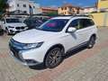 Mitsubishi Outlander 2.2 DI-D 2WD Instyle Blanc - thumbnail 1