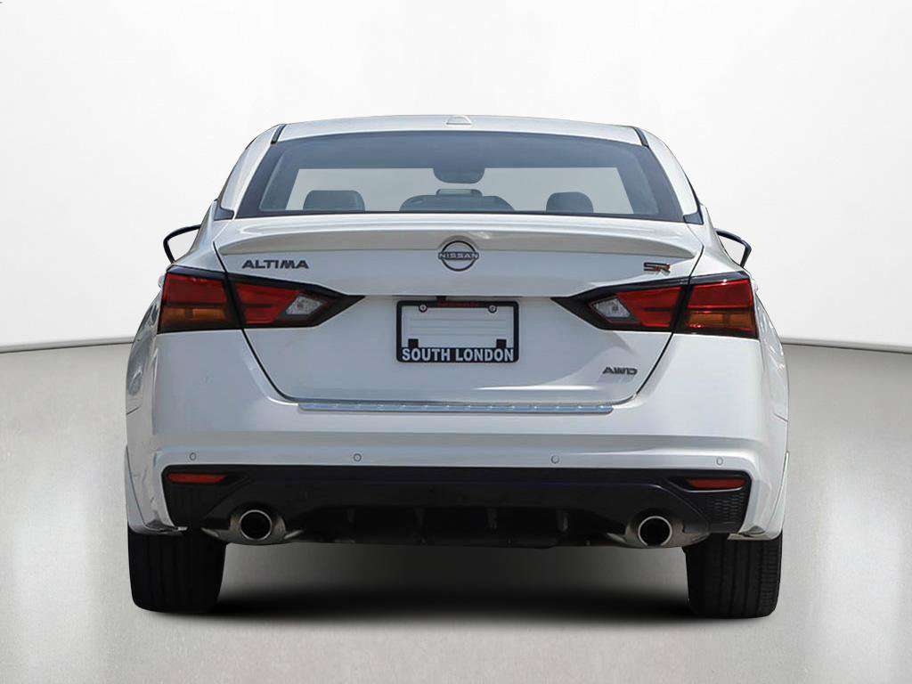 2024 Nissan Altima