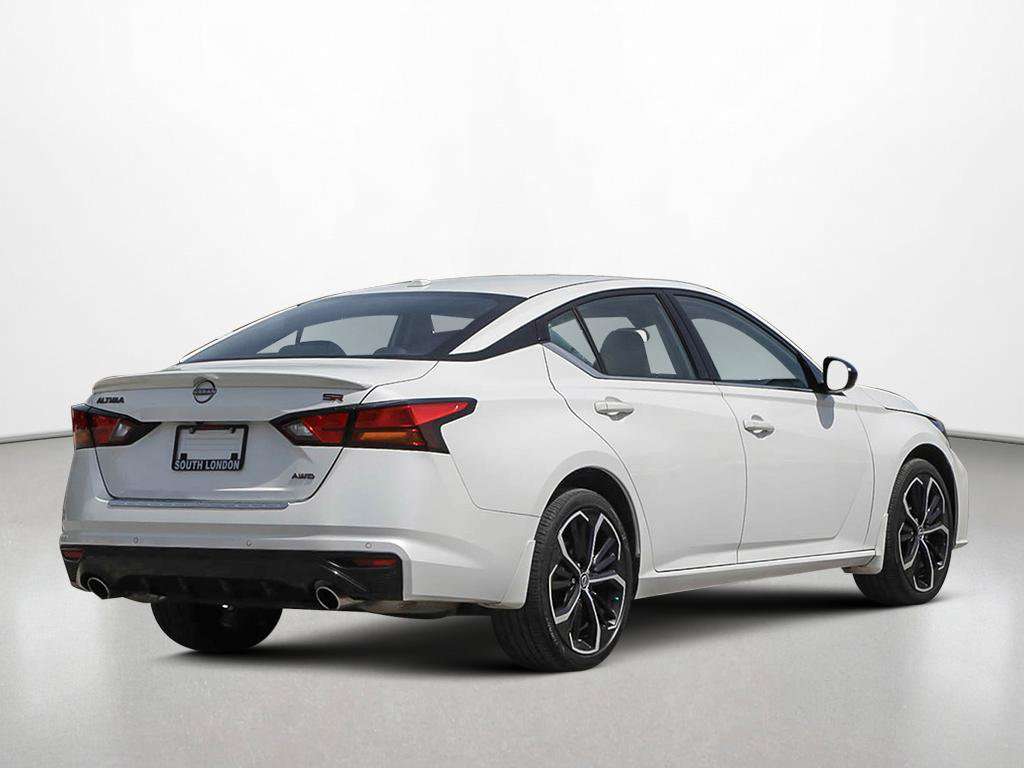 2024 Nissan Altima