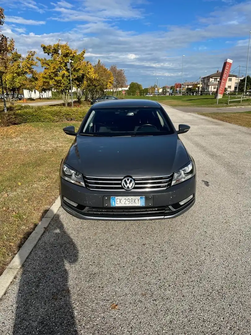 Volkswagen Passat 3.6 fsi Highline 4motion dsg Чорний - 1