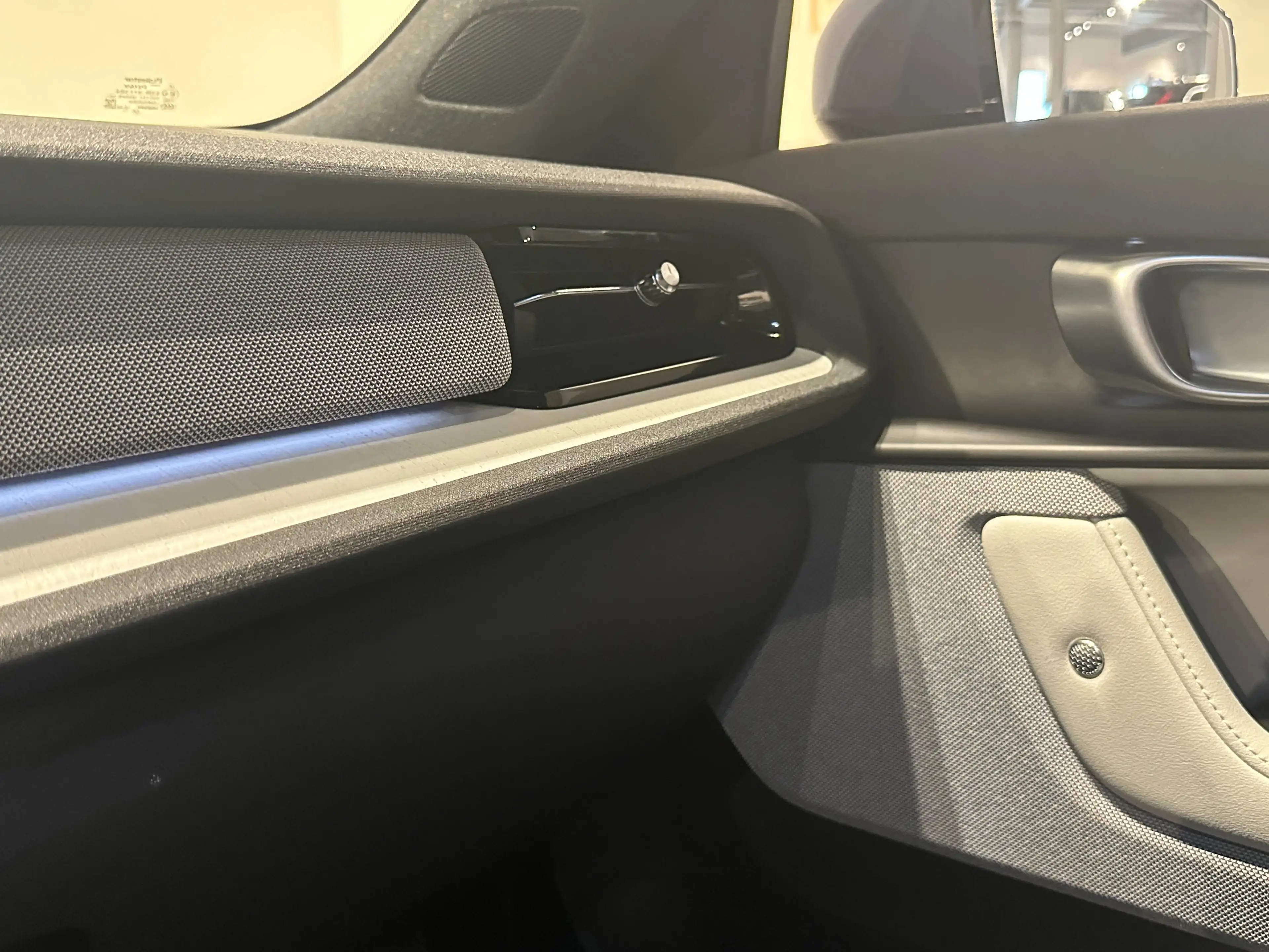 Polestar 2 Polestar 2 LONG RANGE + PILOT + PLUS PACK + ZETELVENTILATIE — photo 7