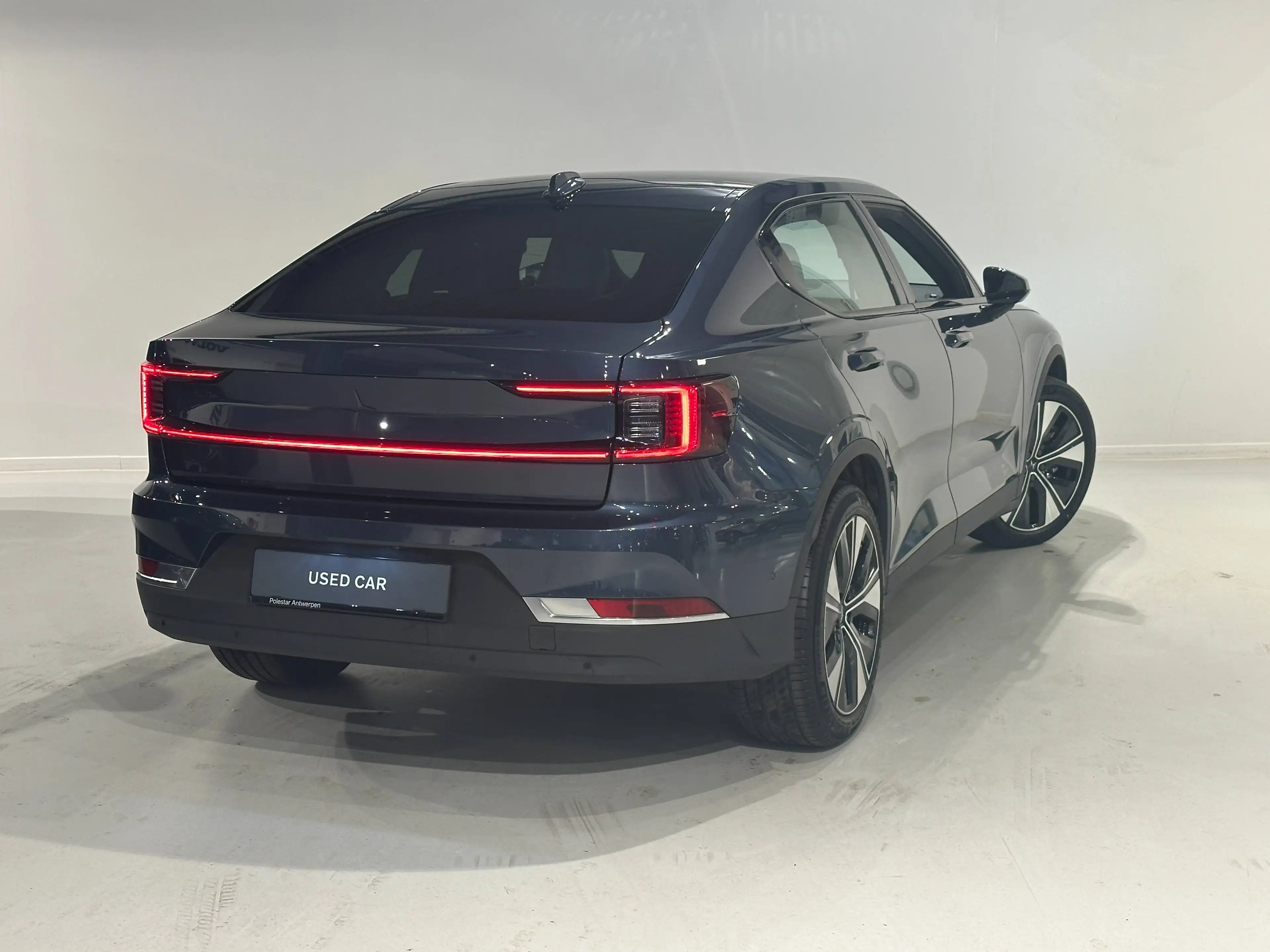 Polestar 2 Polestar 2 LONG RANGE + PILOT + PLUS PACK + ZETELVENTILATIE — photo 2