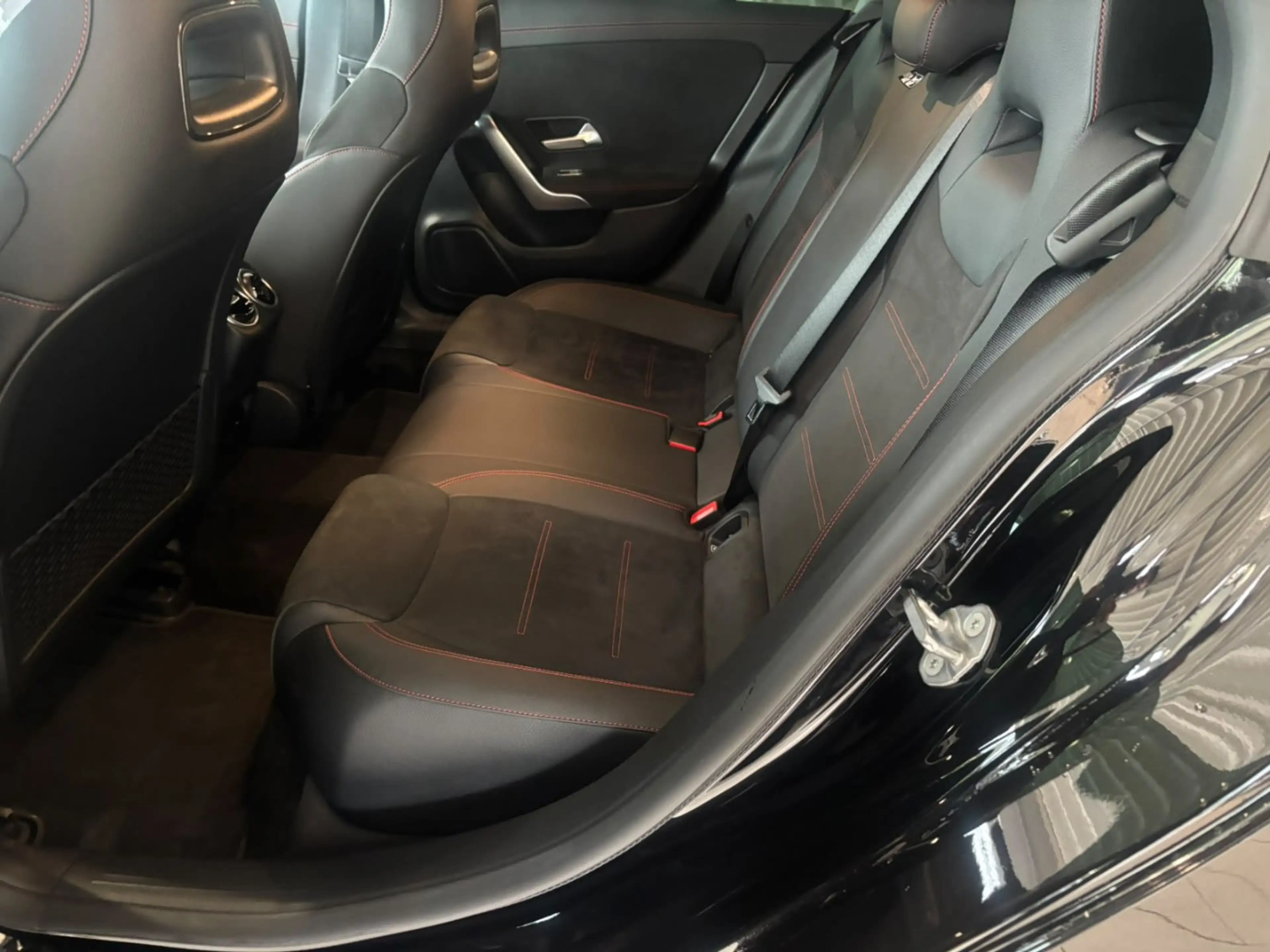 Mercedes-Benz CLA 200 d AMG-Line 4MATIC DCT Shooting Brake — photo 10