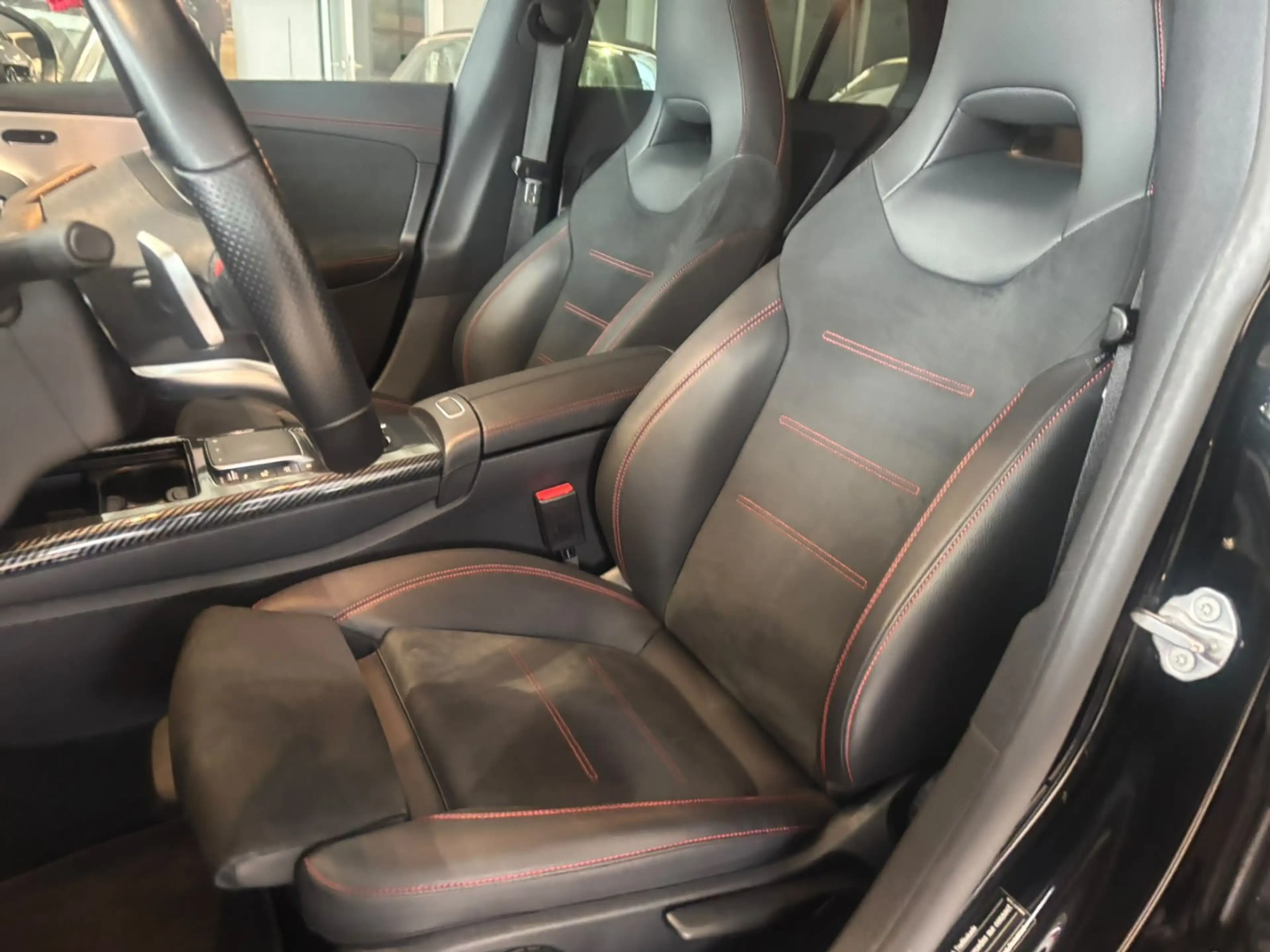 Mercedes-Benz CLA 200 d AMG-Line 4MATIC DCT Shooting Brake — photo 12