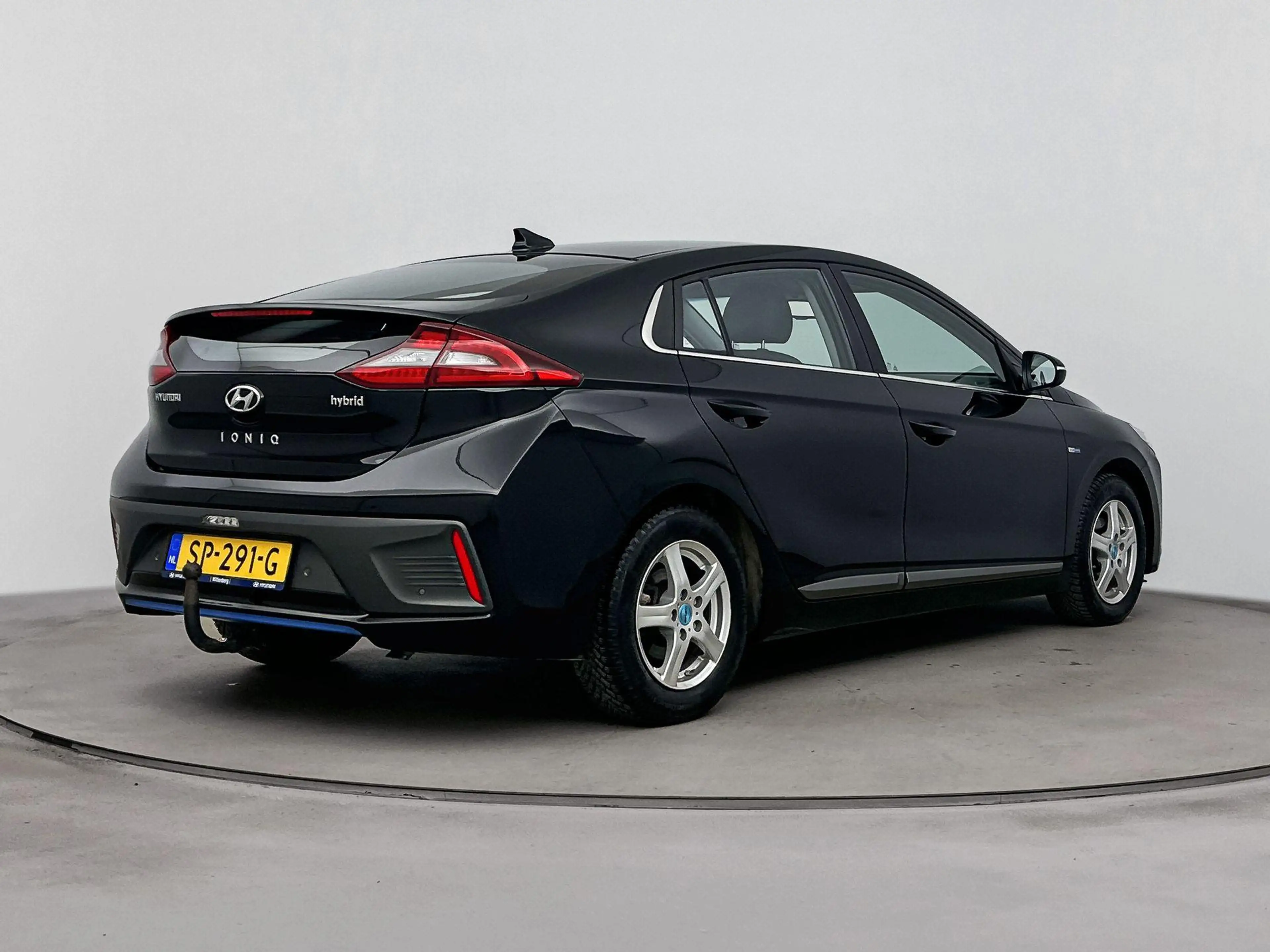 Hyundai IONIQ 1.6 GDi Comfort HEV | trekhaak | Navigatie & carpl — photo 2