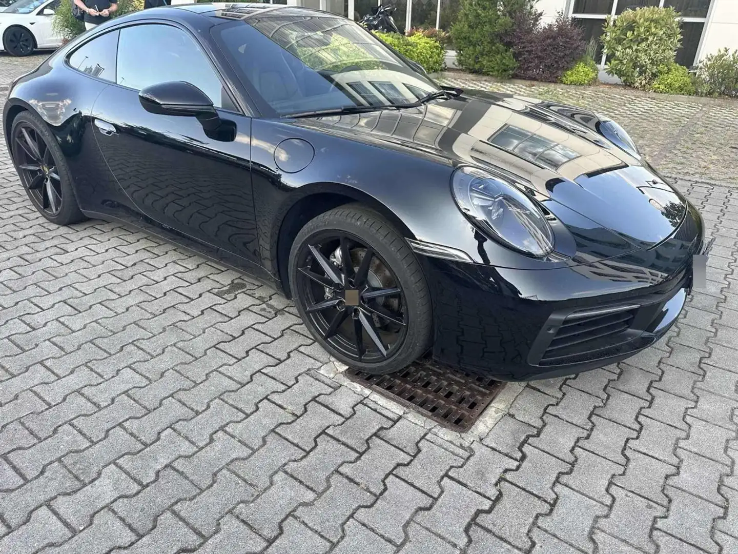 Porsche 911 Carrera Nero - 2