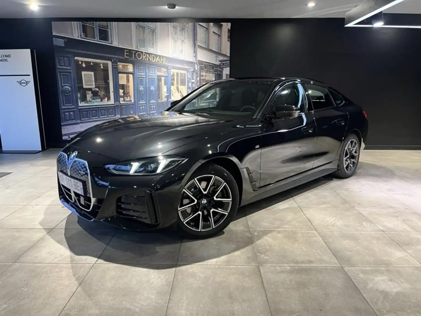 BMW 528 eDrive35 286ch M Sport Noir - 1