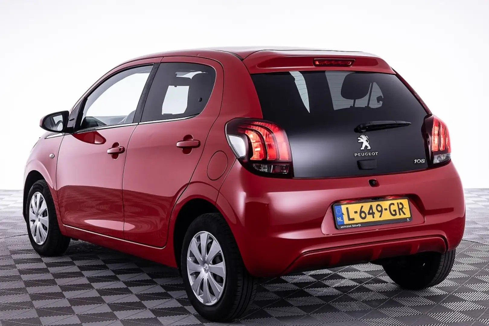 Peugeot 108 1.0 e-VTi Active 5-drs | AIRCO | BLUETOOTH | CAMER Rood - 2