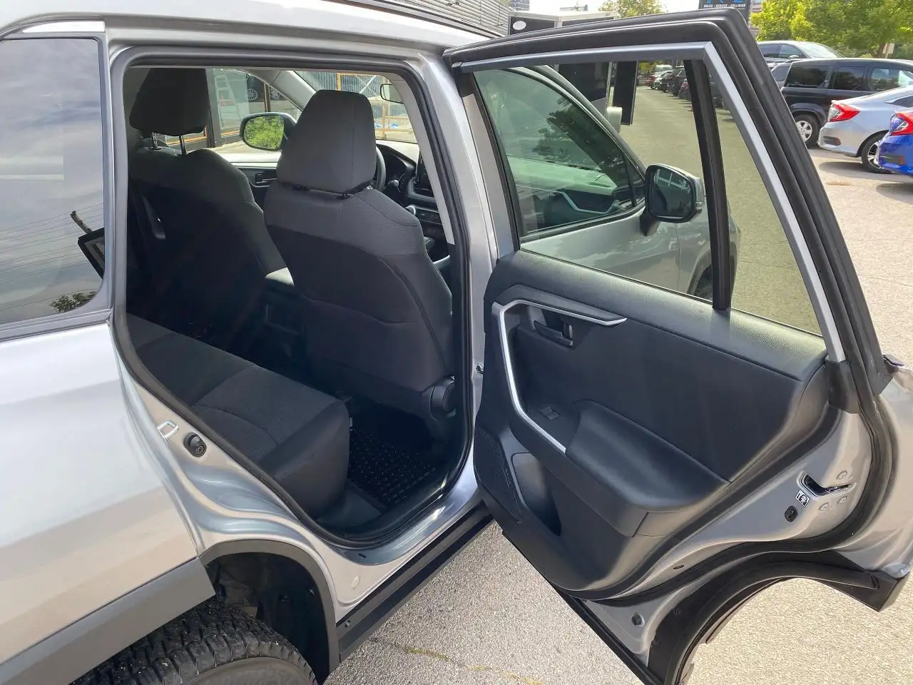 Toyota RAV 4 снимка Toyota RAV 4