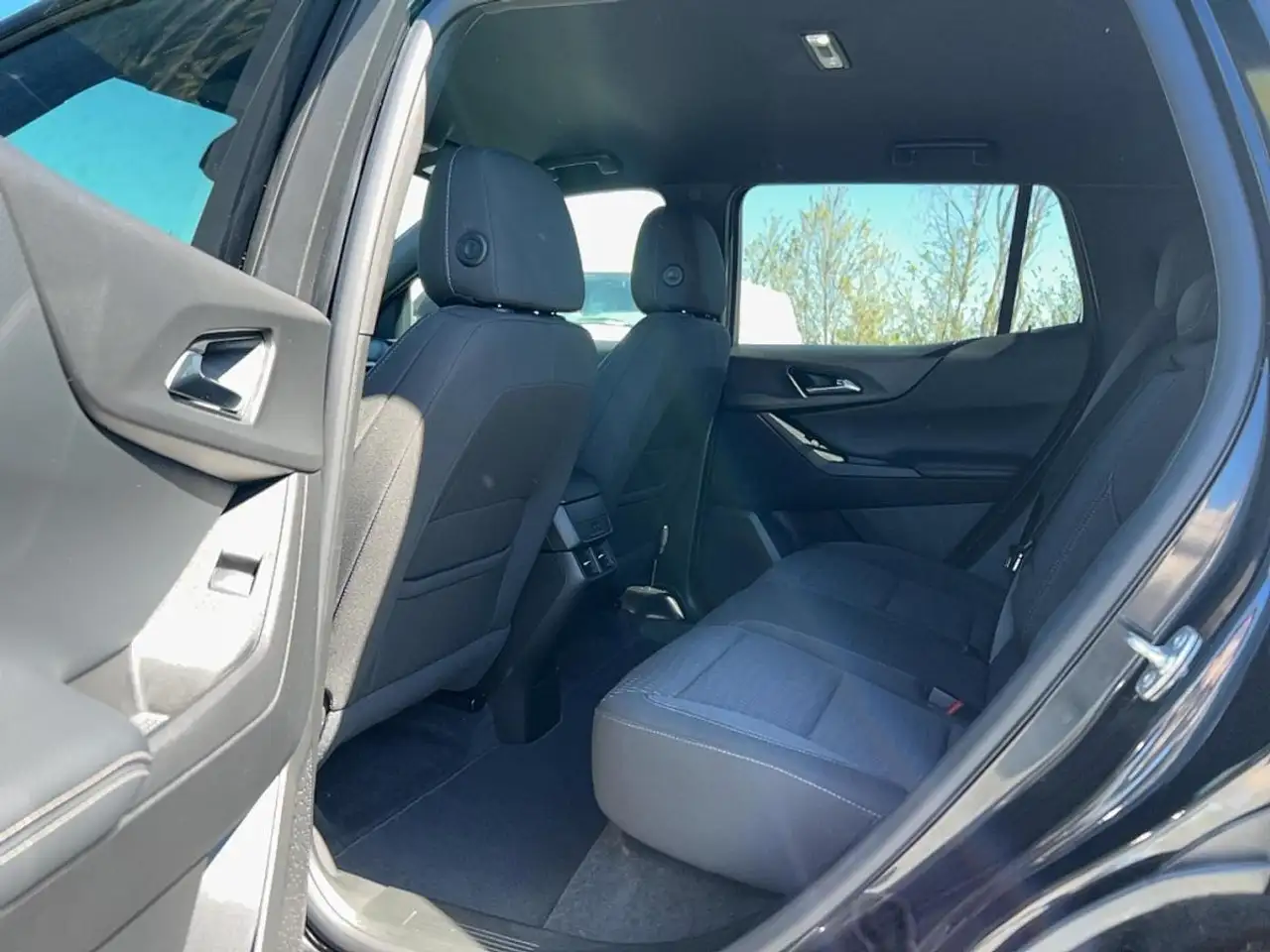 Chevrolet Equinox снимка Chevrolet Equinox