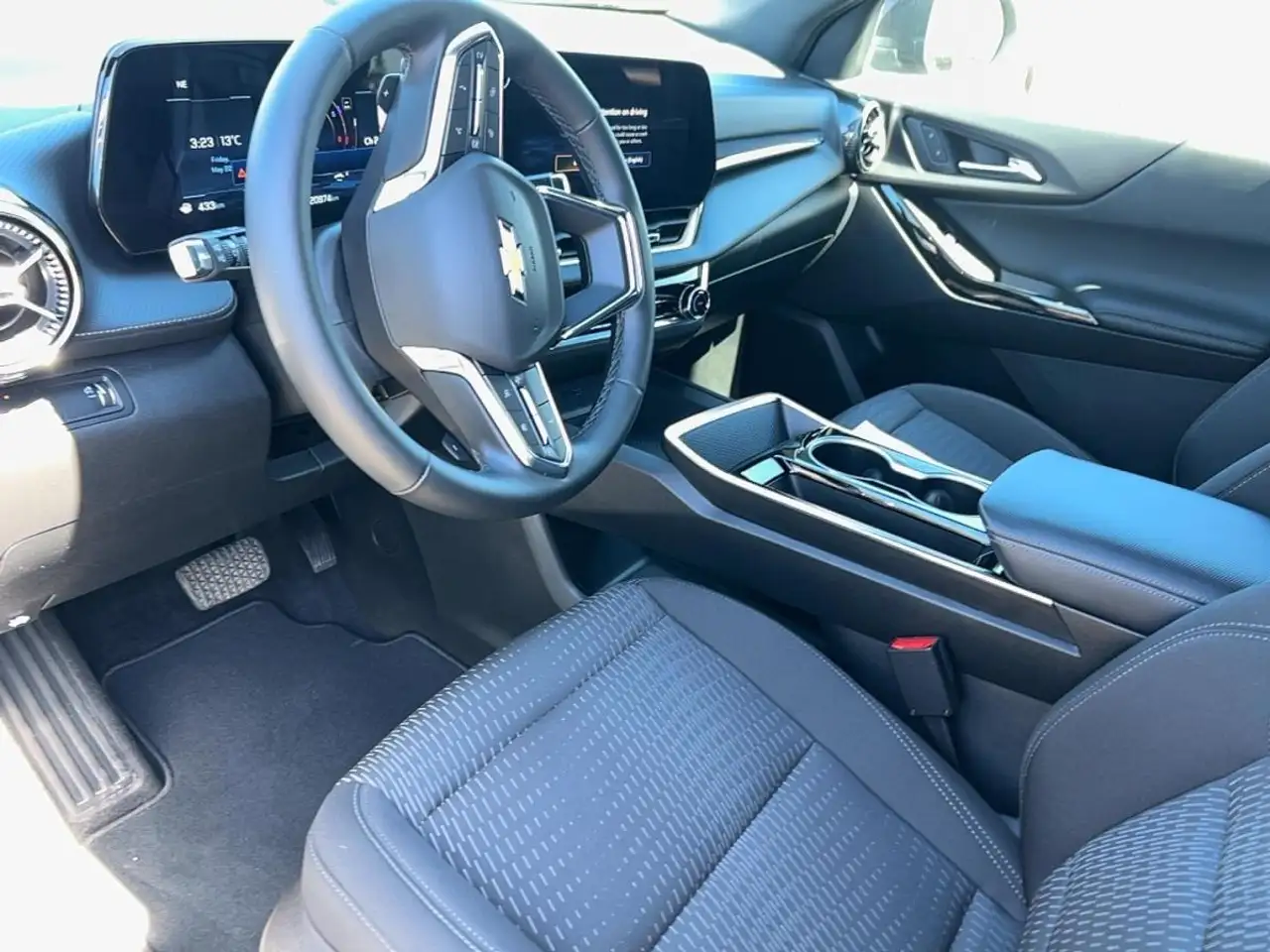 Chevrolet Equinox снимка Chevrolet Equinox