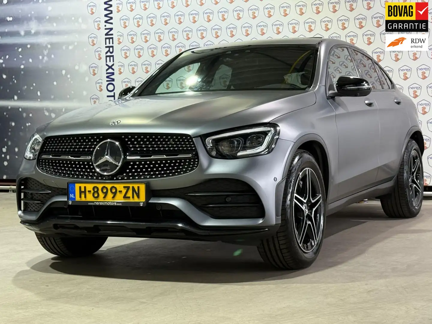 Mercedes-Benz GLC 200 Coupé Business Solution AMG | Matt grijs | Pano | Grijs - 1