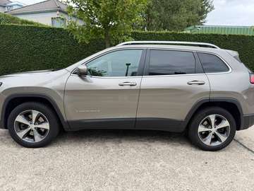Cherokee 2.2 MJD 4WD Limited Drive I