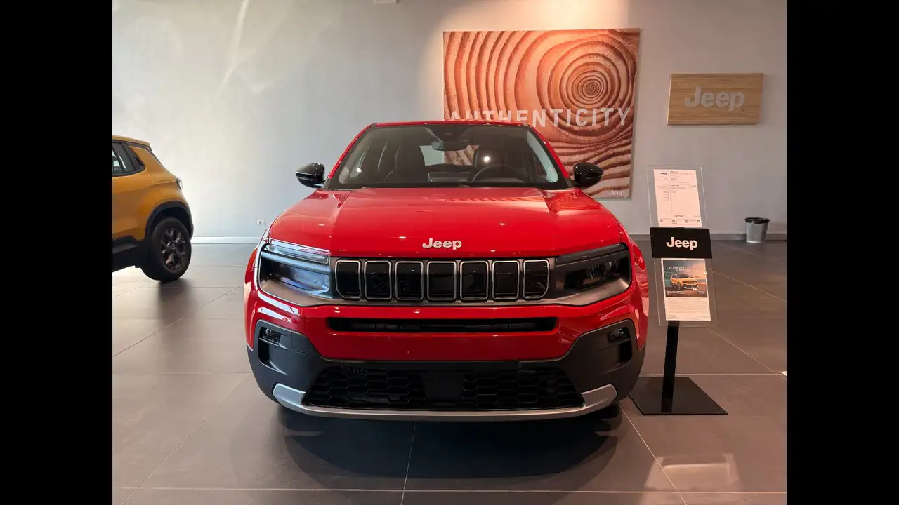 Jeep Avenger E-Hybrid Avenger Altitude 1.2 110cv Dct Mhev 4