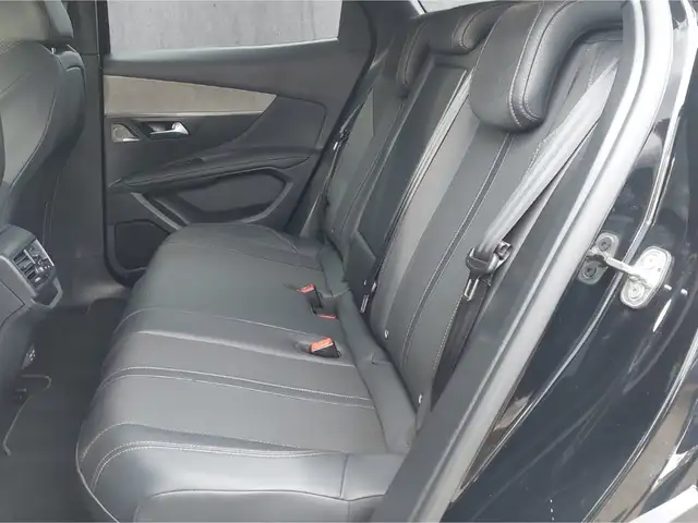 Peugeot 3008 view 8