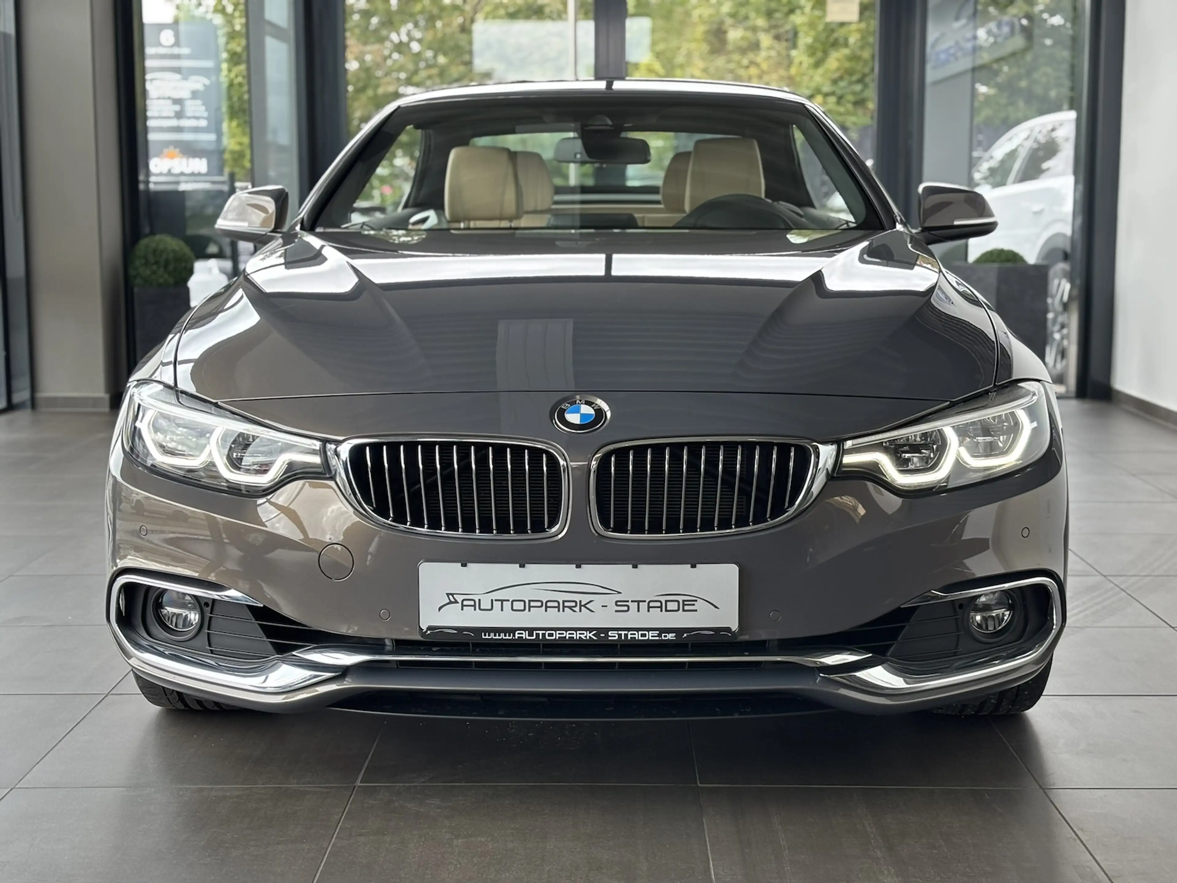 BMW 420 420i Luxury Line Cabrio LED Aut. Navi Leder HUD — photo 5