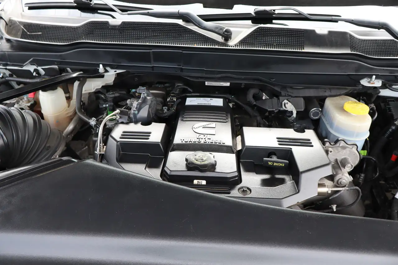 RAM 3500 снимка RAM 3500