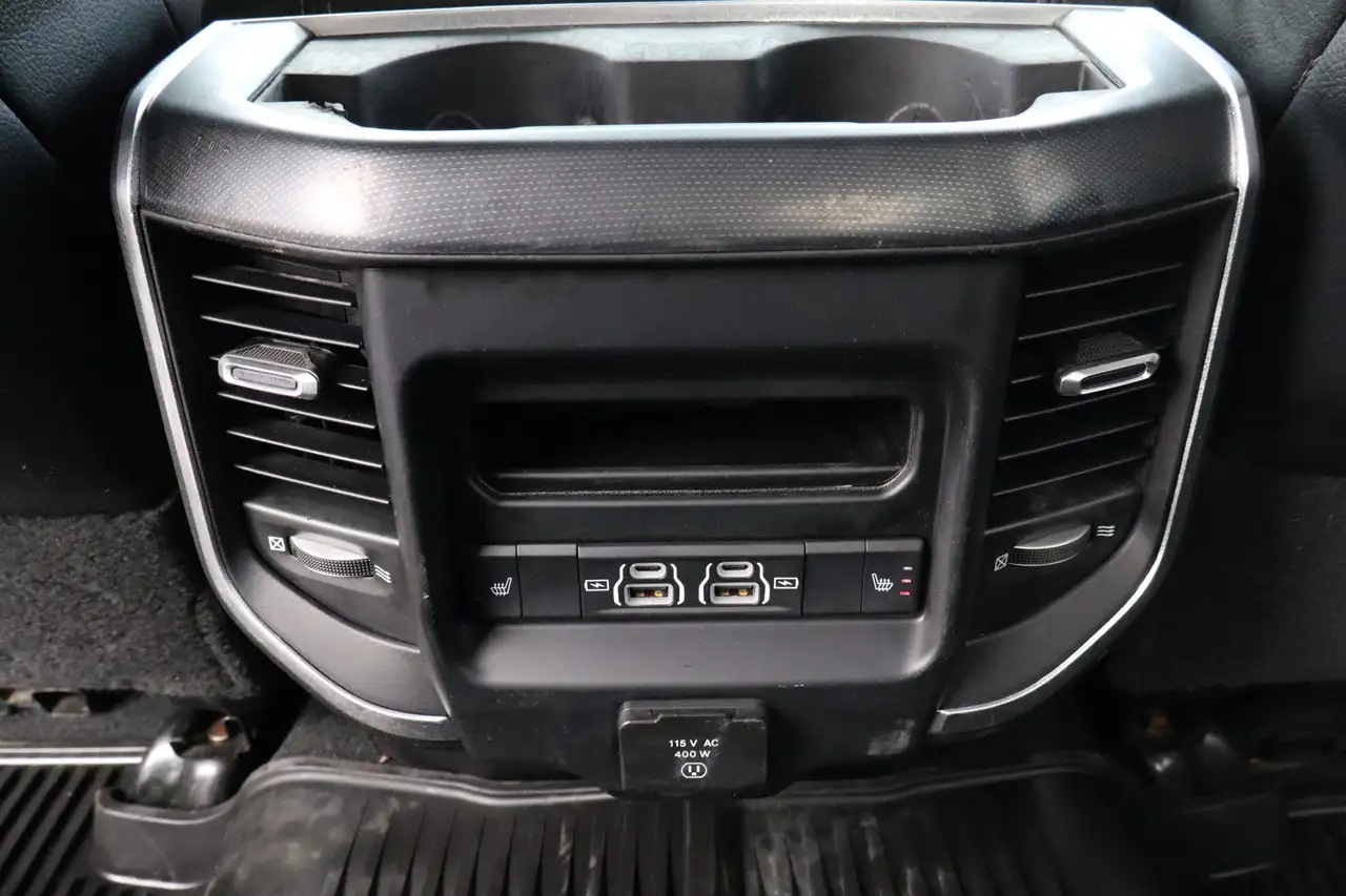 RAM 3500 снимка RAM 3500