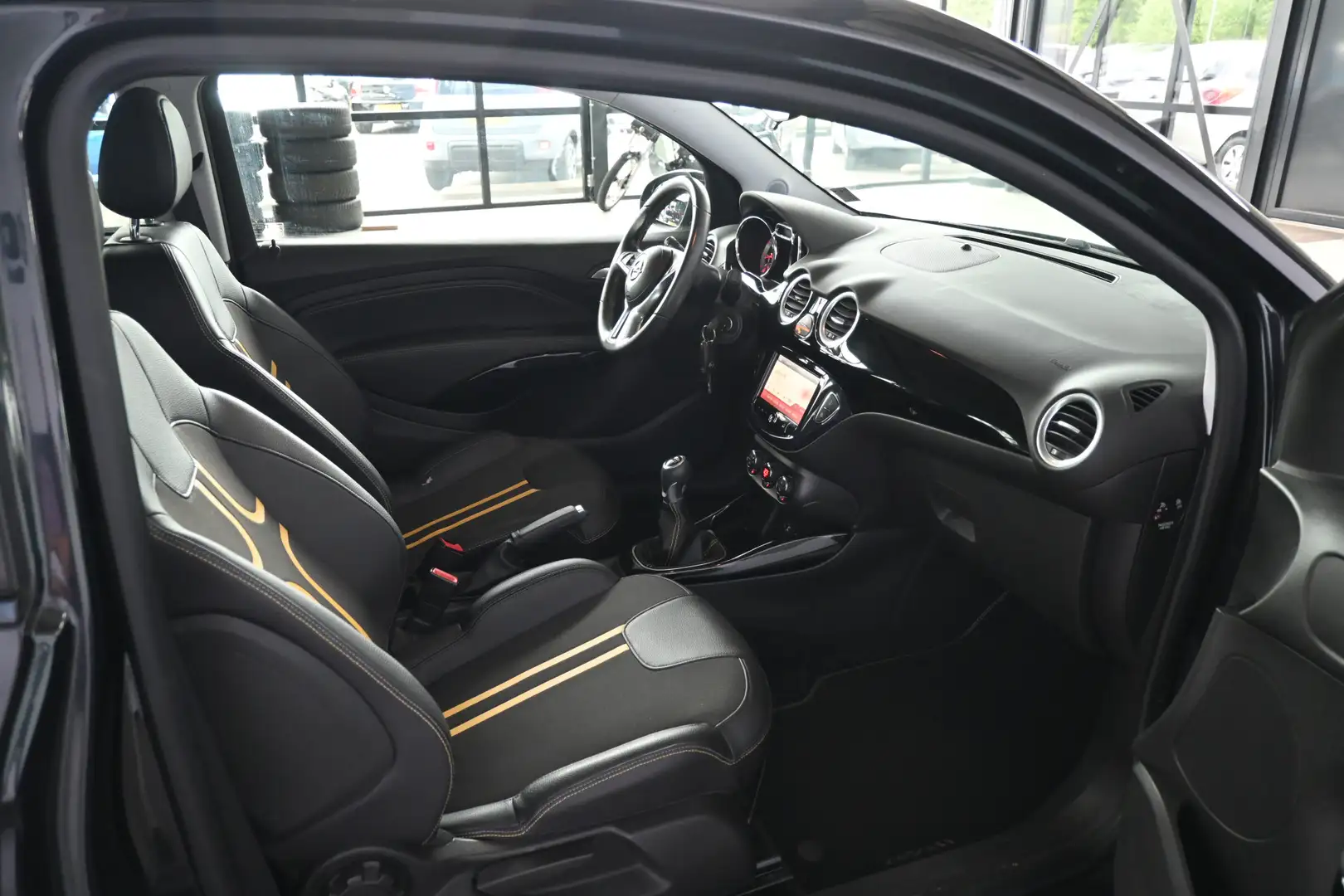Opel Adam 1.4 Glam Clima Cruise Control Panoramadak 100% Ond Zwart - 2