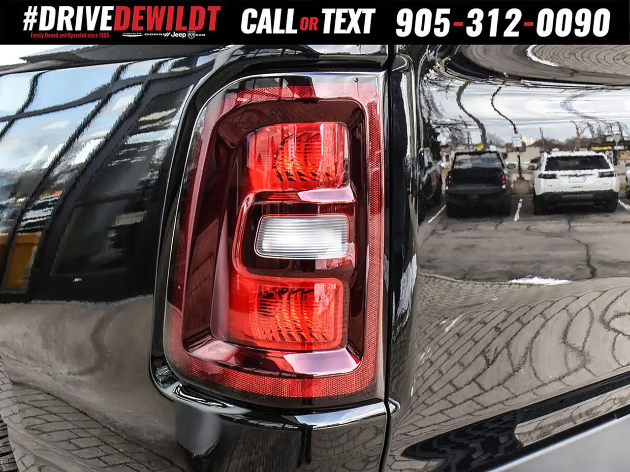 RAM 1500 снимка RAM 1500