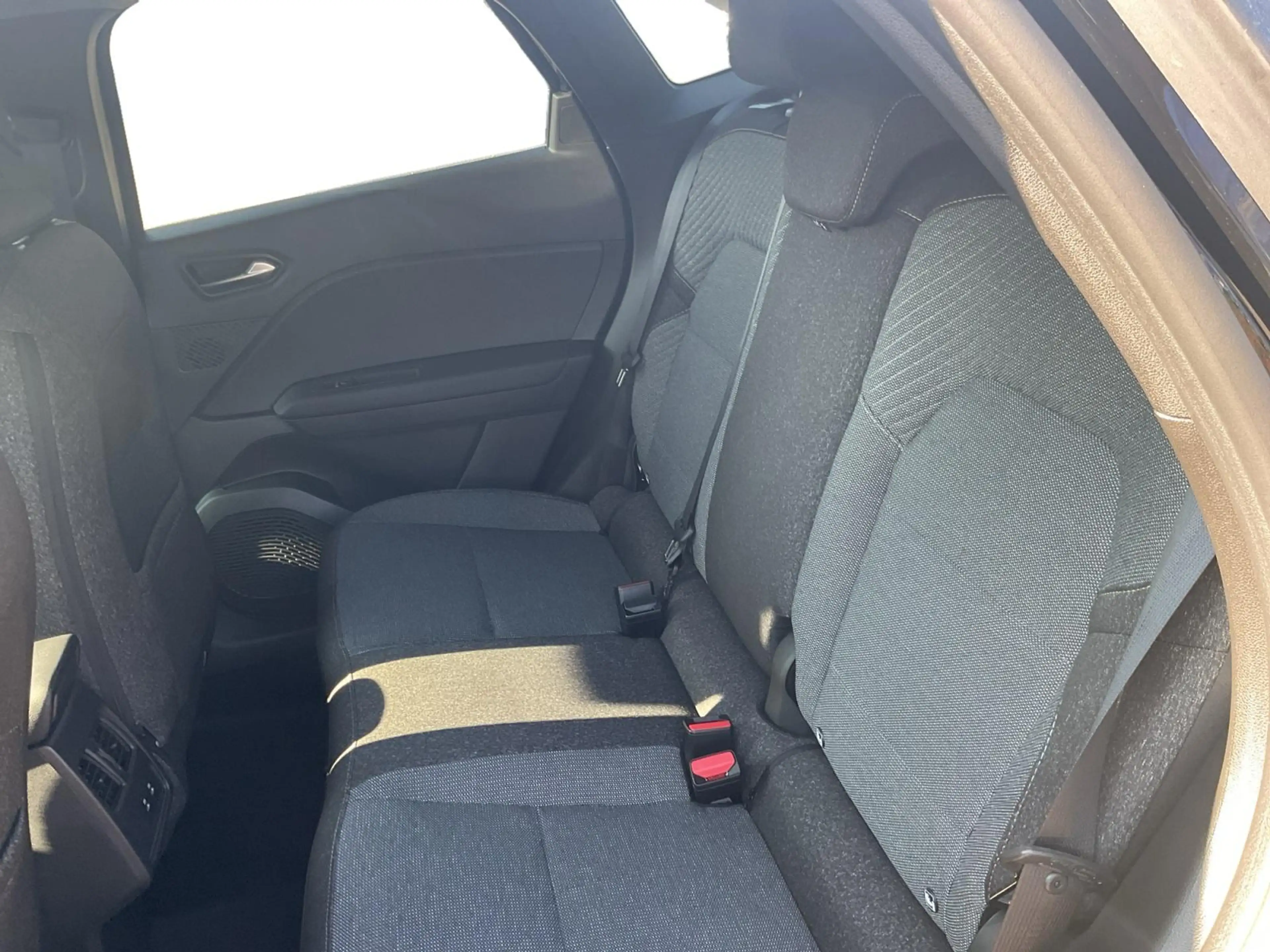 Renault Symbioz Techno Full Hybrid E-Tech 160 AKTION* — photo 10