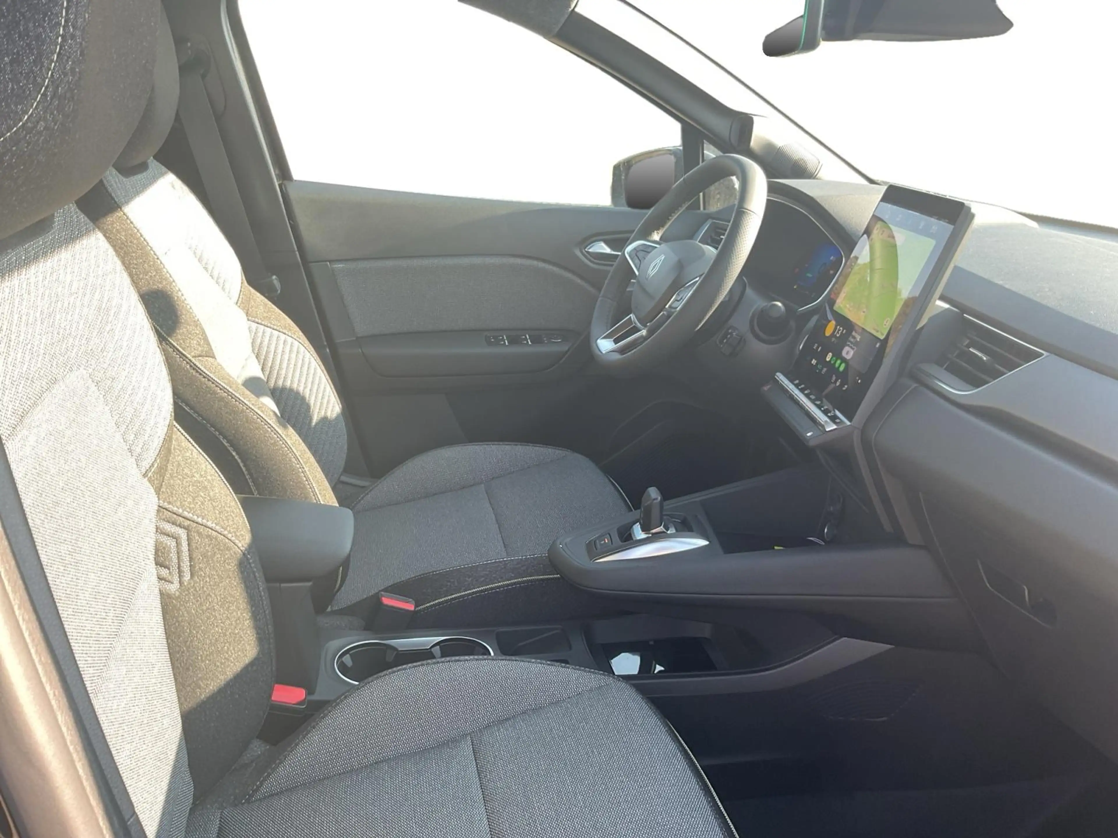 Renault Symbioz Techno Full Hybrid E-Tech 160 AKTION* — photo 12